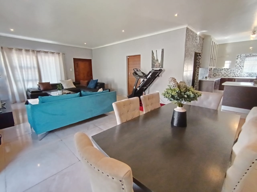 4 Bedroom Property for Sale in Walmer Heights Eastern Cape